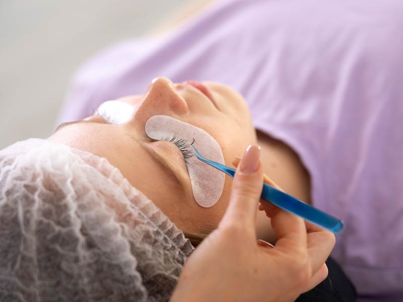 آموزش کامل لیفت و اکستنشن مژه در الهه بیوتی