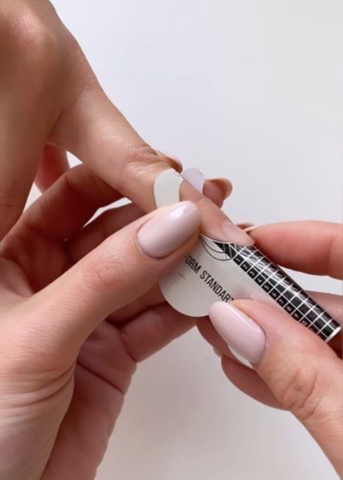 کاشت ناخن با فرمر