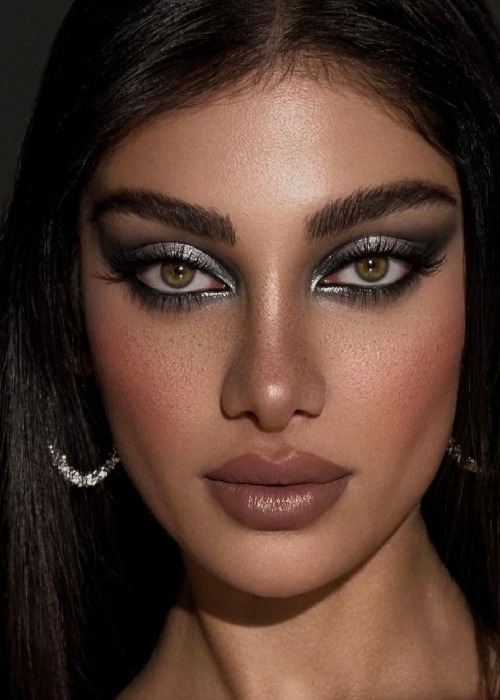 آموزش میکاپ چشم